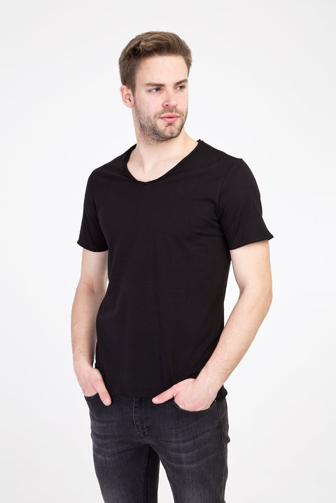 Siyah V Yaka Slim Fit Dar Kesim Pamuk Tişört