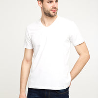 Beyaz V Yaka Slim Fit Dar Kesim Tişört