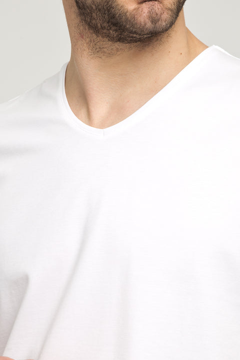 Beyaz V Yaka Slim Fit Dar Kesim Tişört