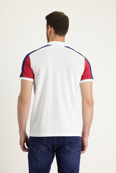  Beyaz Polo Yaka Regular Fit Desenli Pamuk Tişört