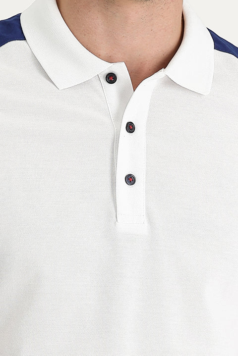 Beyaz Polo Yaka Regular Fit Desenli Pamuk Tişört