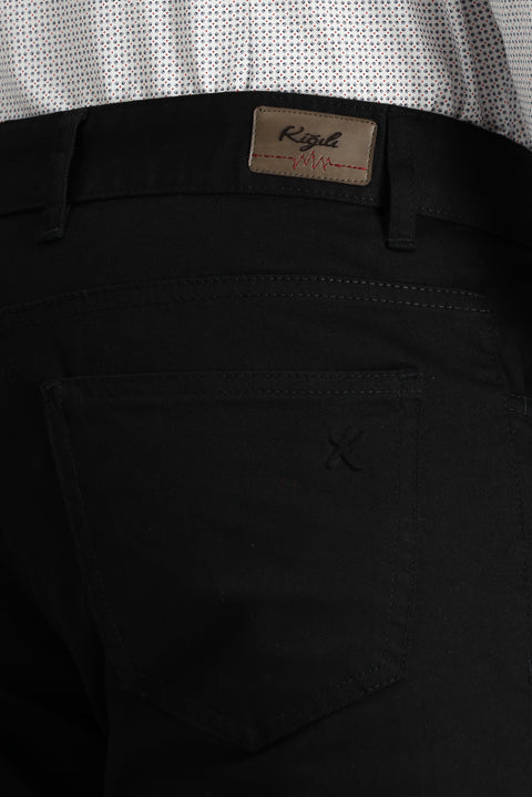 Siyah Relaxed Fit Rahat Kesim Likralı Kanvas / Chino Pantolon