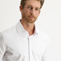 Beyaz Uzun Kol Slim Fit Dar Kesim Manşetli Klasik Pamuklu Gömlek