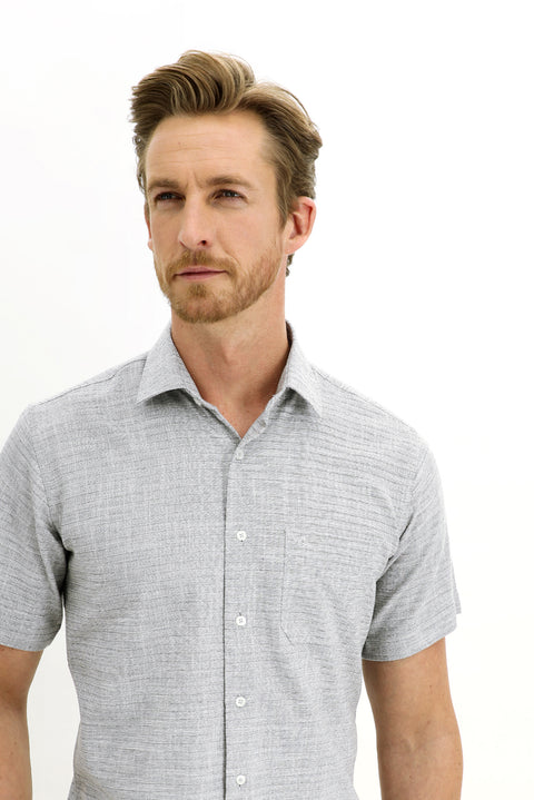 Siyah Kısa Kol Regular Fit Desenli Spor Gömlek