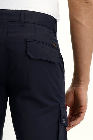 Koyu Lacivert Slim Fit Dar Kesim Bermuda Şort