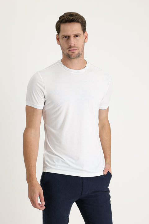 Beyaz Bisiklet Yaka Slim Fit Dar Kesim Tişört