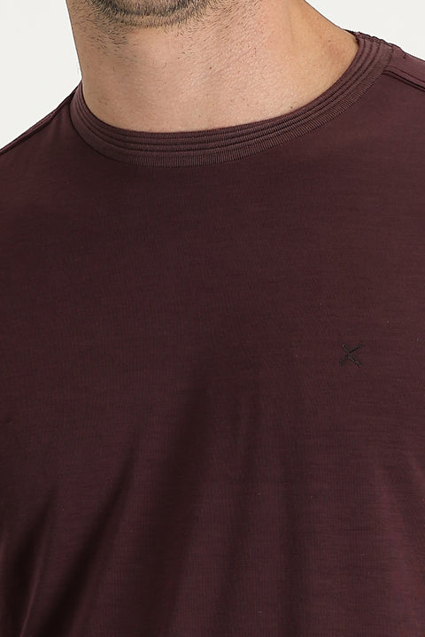 Koyu Bordo Bisiklet Yaka Slim Fit Dar Kesim Nakışlı Tişört