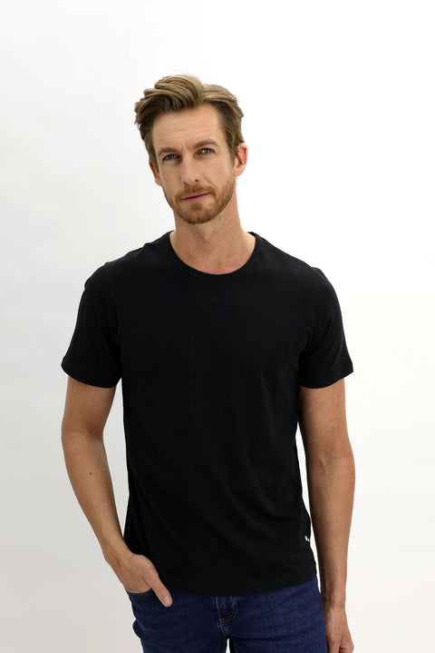 Siyah Bisiklet Yaka Slim Fit Dar Kesim Pamuk Tişört