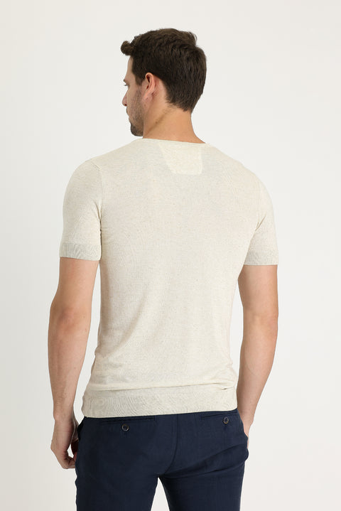 Ekru Bisiklet Yaka Slim Fit Dar Kesim Düğmeli Keten Karışımlı Tişört