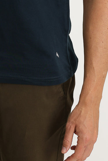 Petrol Yeşili V Yaka Slim Fit Dar Kesim Tişört