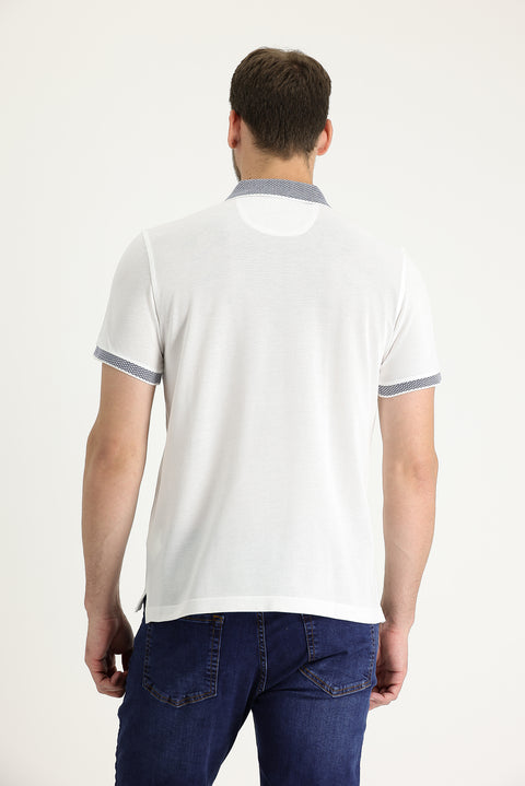 Beyaz Polo Yaka Regular Fit Desenli Nakışlı Pamuk Tişört