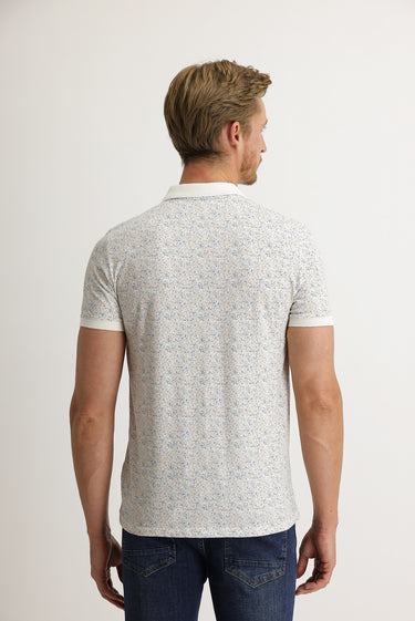 Beyaz Polo Yaka Slim Fit Dar Kesim Desenli Pamuk Tişört