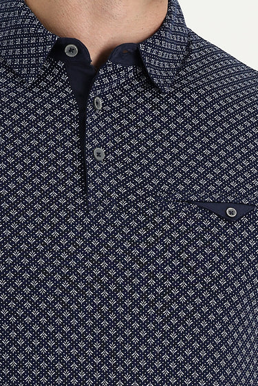Orta Lacivert Polo Yaka Super Slim Fit Ekstra Dar Kesim Baskılı Pamuk Tişört