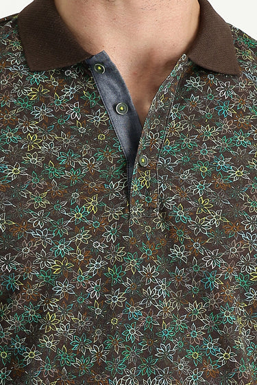 Orta Kahve Polo Yaka Slim Fit Dar Kesim Desenli Pamuk Tişört