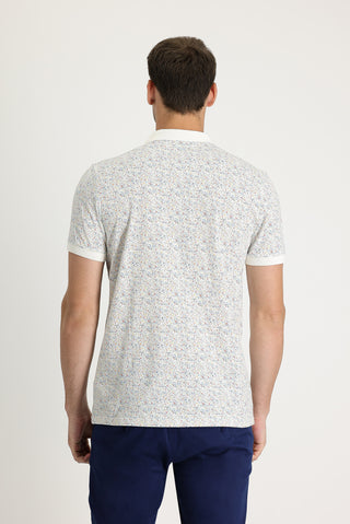  Beyaz Polo Yaka Desenli Slim Fit Tişört