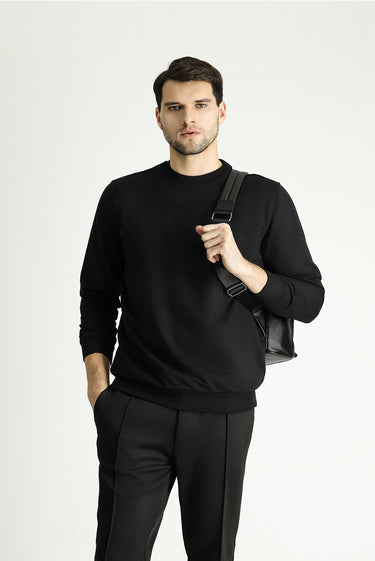  Siyah Bisiklet Yaka Pamuklu Sweatshirt