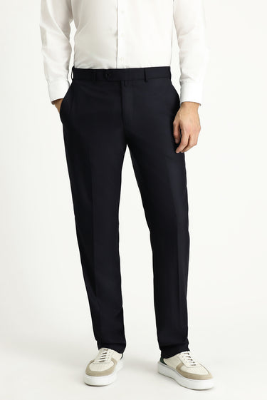 Koyu Lacivert Klasik Takım Elbise