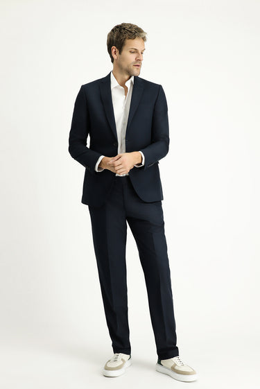 Koyu Lacivert Klasik Takım Elbise