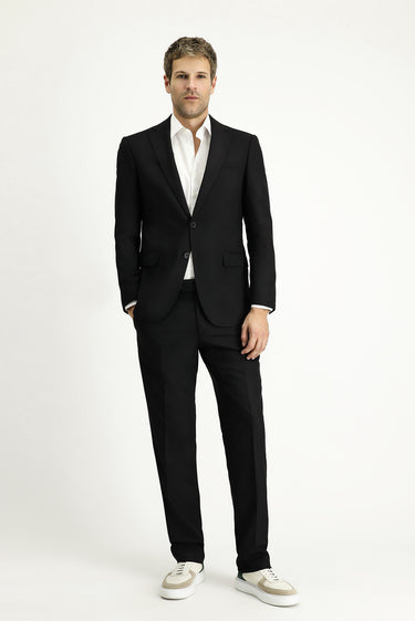  Siyah Klasik Takım Elbise