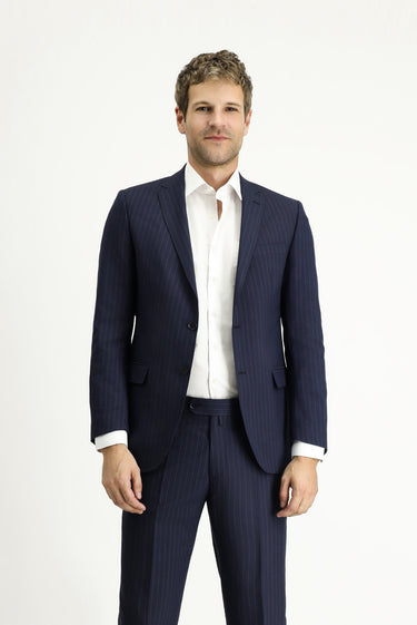 Orta Lacivert Klasik Takım Elbise