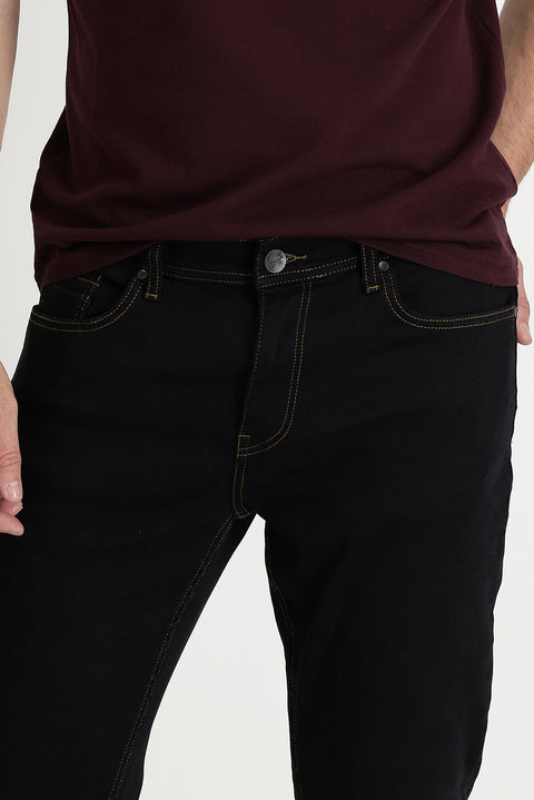 Siyah Regular Fit Standart Kesim Likralı Denim Pantolon