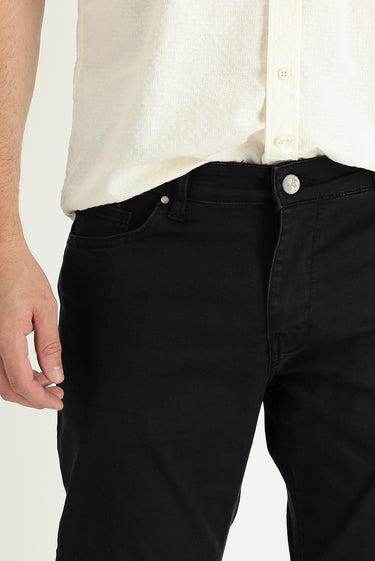 Siyah Slim Fit Dar Kesim Likralı Denim Pantolon