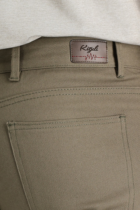 Dark Green Regular Fit Standard Cut Lycra Canvas / Chino Trousers