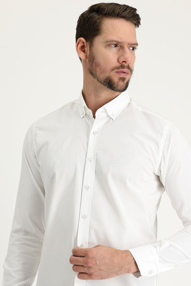  Beyaz Uzun Kol Slim Fit Dar Kesim Oxford Pamuk Düğmeli Yaka Gömlek
