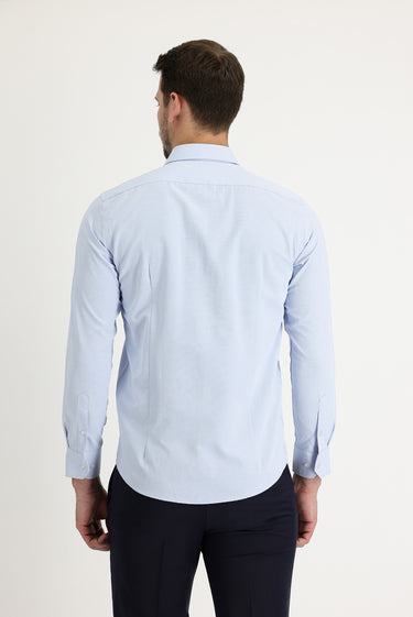 Uçuk Mavi Uzun Kol Slim Fit Dar Kesim Klasik Pamuklu Kolay Ütülenebilir Gömlek