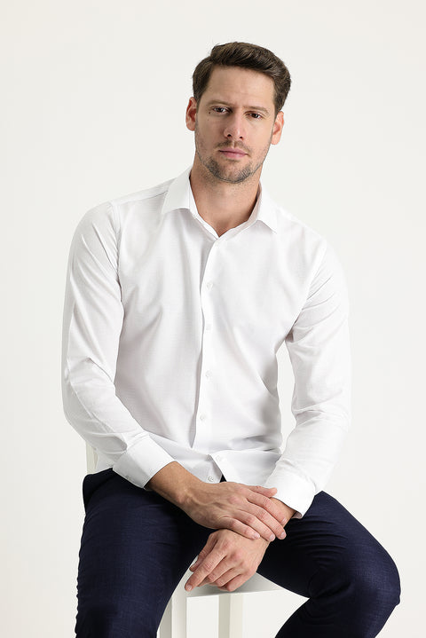 Beyaz Uzun Kol Slim Fit Dar Kesim Klasik Desenli Pamuklu Kolay Ütülenebilir Gömlek