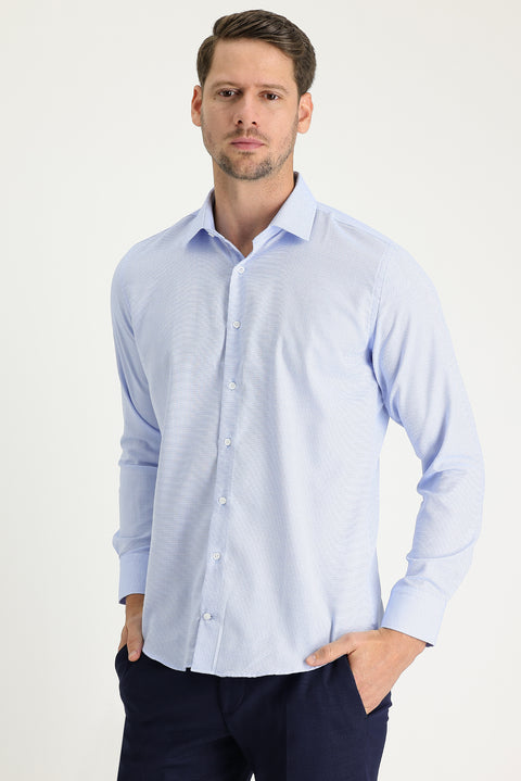 Uçuk Mavi Uzun Kol Slim Fit Dar Kesim Klasik Desenli Pamuklu Kolay Ütülenebilir Gömlek