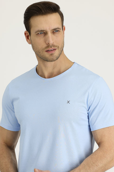 Uçuk Mavi Bisiklet Yaka Slim Fit Dar Kesim Nakışlı Tişört