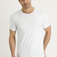 Beyaz Bisiklet Yaka Slim Fit Dar Kesim Tişört