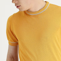 Koyu Sarı Bisiklet Yaka Slim Fit Dar Kesim Tişört