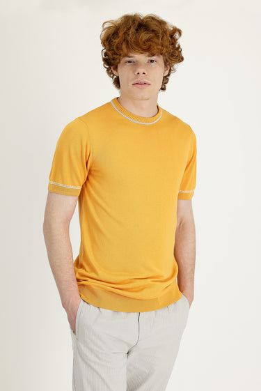  Koyu Sarı Bisiklet Yaka Slim Fit Tişört