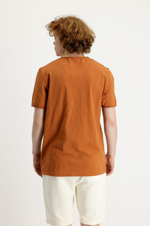 Tarçın  Bisiklet Yaka Slim Fit Dar Kesim Baskılı Pamuk Tişört