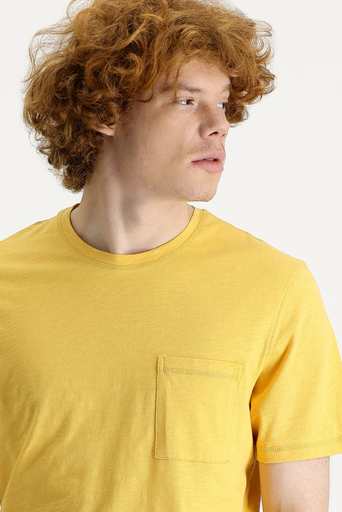 Koyu Sarı Bisiklet Yaka Slim Fit Dar Kesim Baskılı Pamuk Tişört