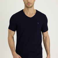 Siyah Lacivert V Yaka Slim Fit Dar Kesim Nakışlı Tişört