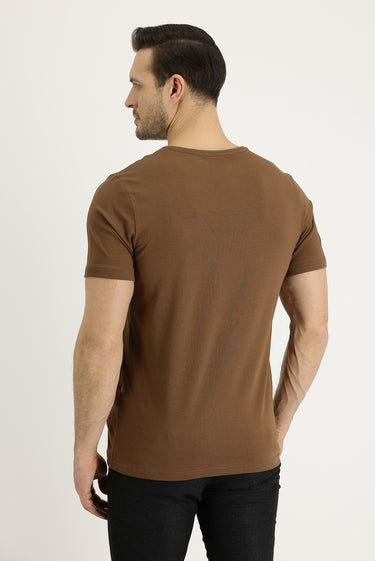 Taba V Yaka Slim Fit Dar Kesim Pamuklu Tişört