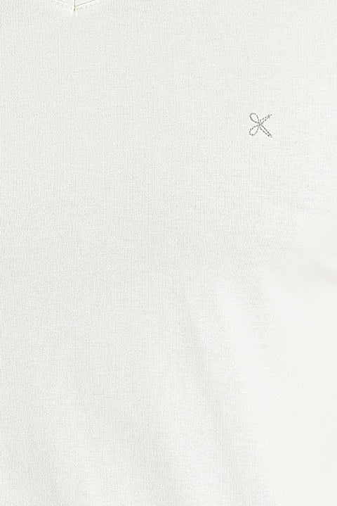 Off-white V-neck slim fit cotton t-shirt.