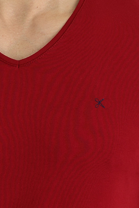 Koyu Kırmızı V Yaka Slim Fit Dar Kesim Pamuklu Tişört