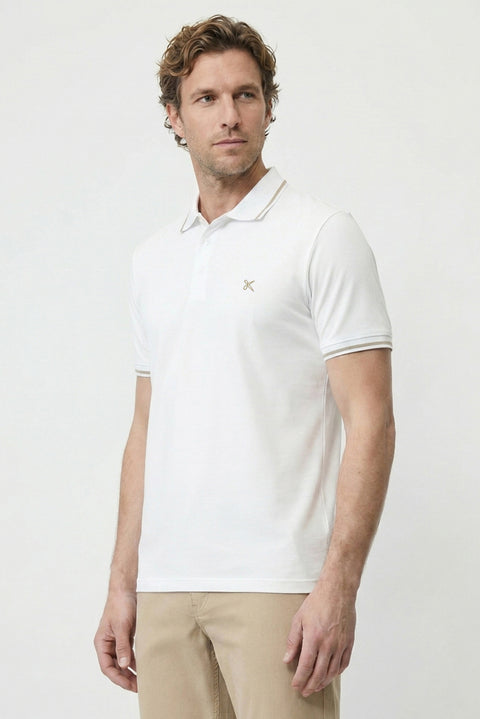 Beyaz Polo Yaka Slim Fit Yumuşak Dokulu Nakışlı Pamuklu Likralı Esnek Tişört