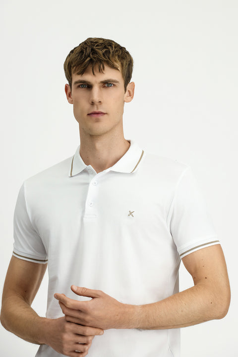 Beyaz Polo Yaka Slim Fit Yumuşak Dokulu Nakışlı Pamuklu Likralı Esnek Tişört