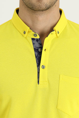 Koyu Sarı Polo Yaka Slim Fit Dar Kesim Desenli Tişört