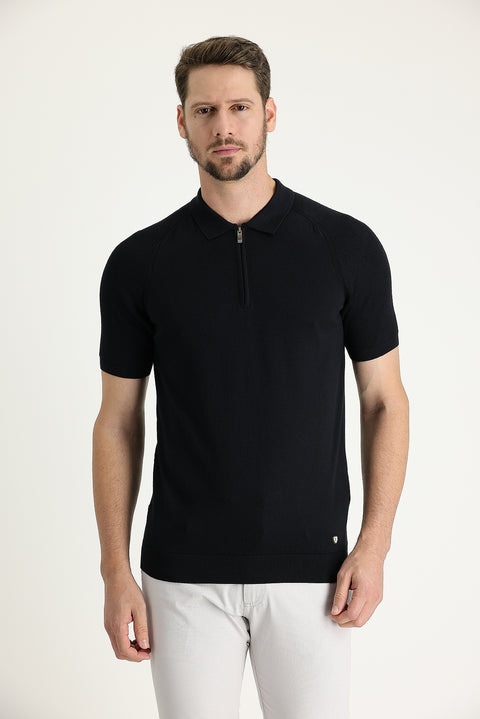 Siyah Polo Yaka Slim Fit Dar Kesim Desenli Fermuarlı Tişört