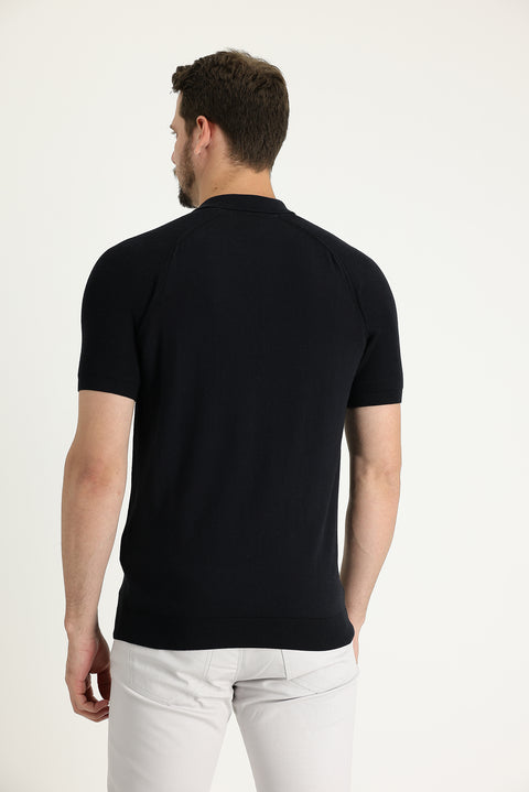 Siyah Polo Yaka Slim Fit Dar Kesim Desenli Fermuarlı Tişört