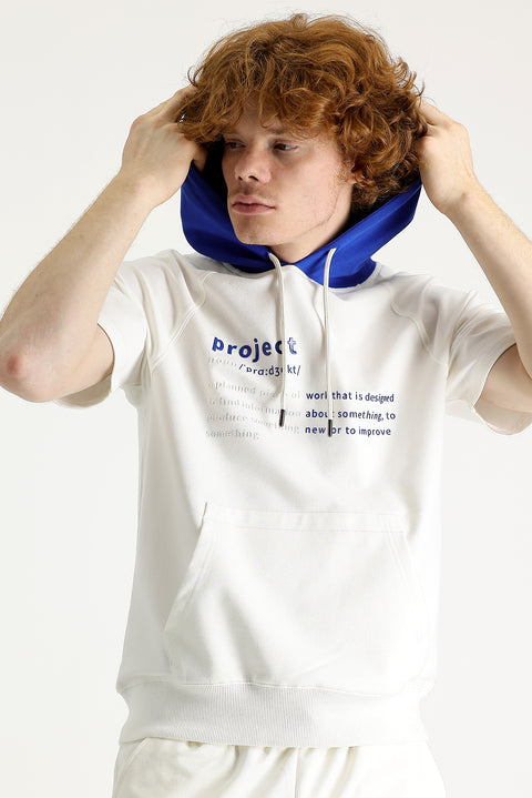 Ekru Kapüşonlu Yarım Kol Baskılı Pamuklu Sweatshirt