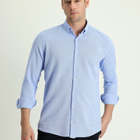 Açık Mavi Uzun Kol Slim Fit Dar Kesim Keten Görünümlü Pamuk Spor Düğmeli Yaka Gömlek