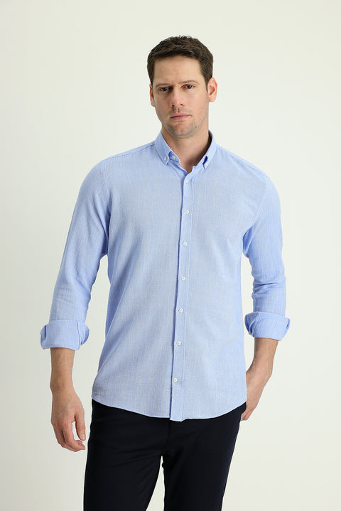 Açık Mavi Uzun Kol Slim Fit Dar Kesim Keten Görünümlü Pamuk Spor Düğmeli Yaka Gömlek