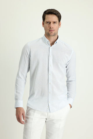  Uçuk Mavi Uzun Kol Slim Fit Dar Kesim Keten Görünümlü Pamuk Spor Düğmeli Yaka Gömlek